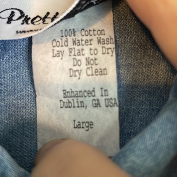 NWT Pretty Things Embellished Denim Button Down Shirt LG - Picture 7 of 11